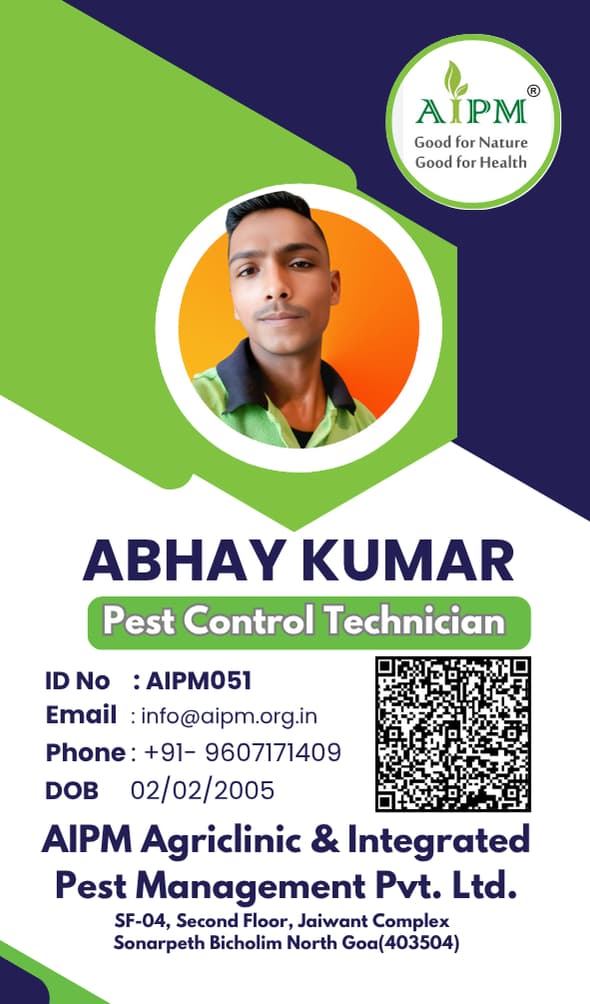 Pest Control Technician Image