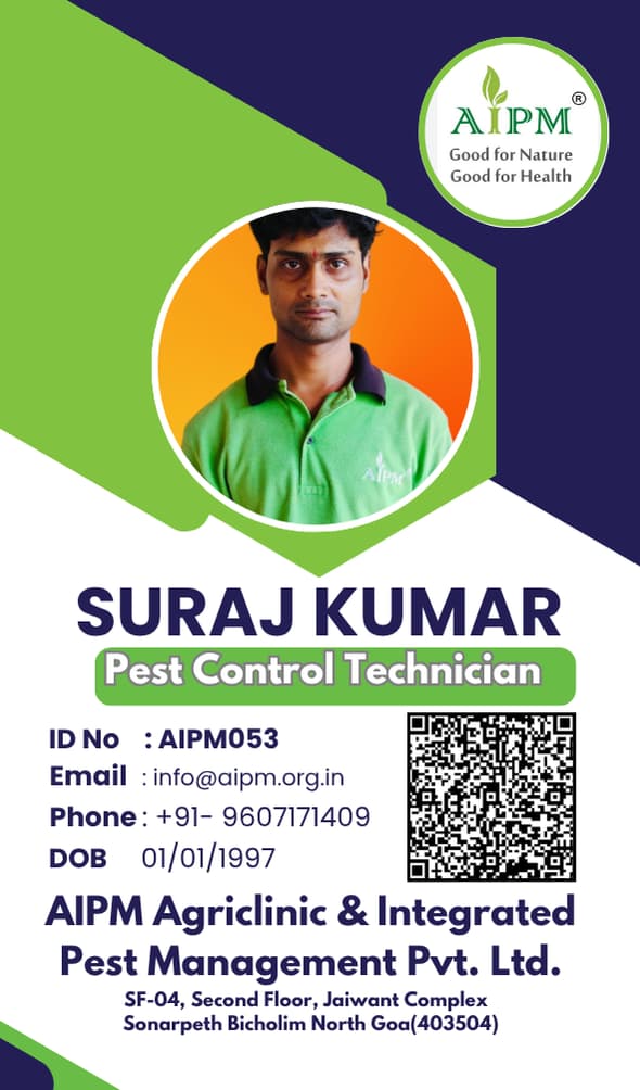 Pest Control Technician Image