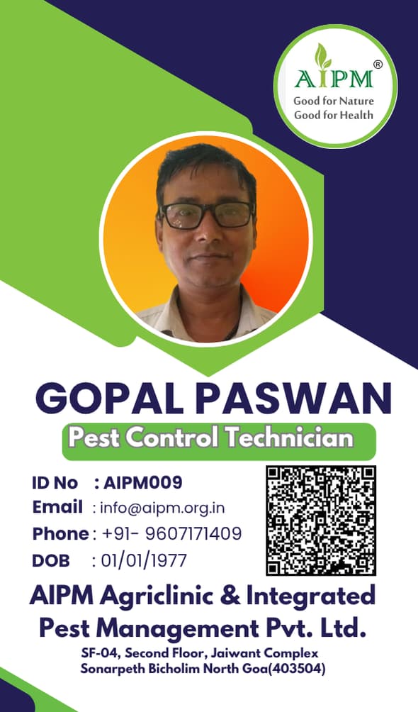 Pest Control Technician Image