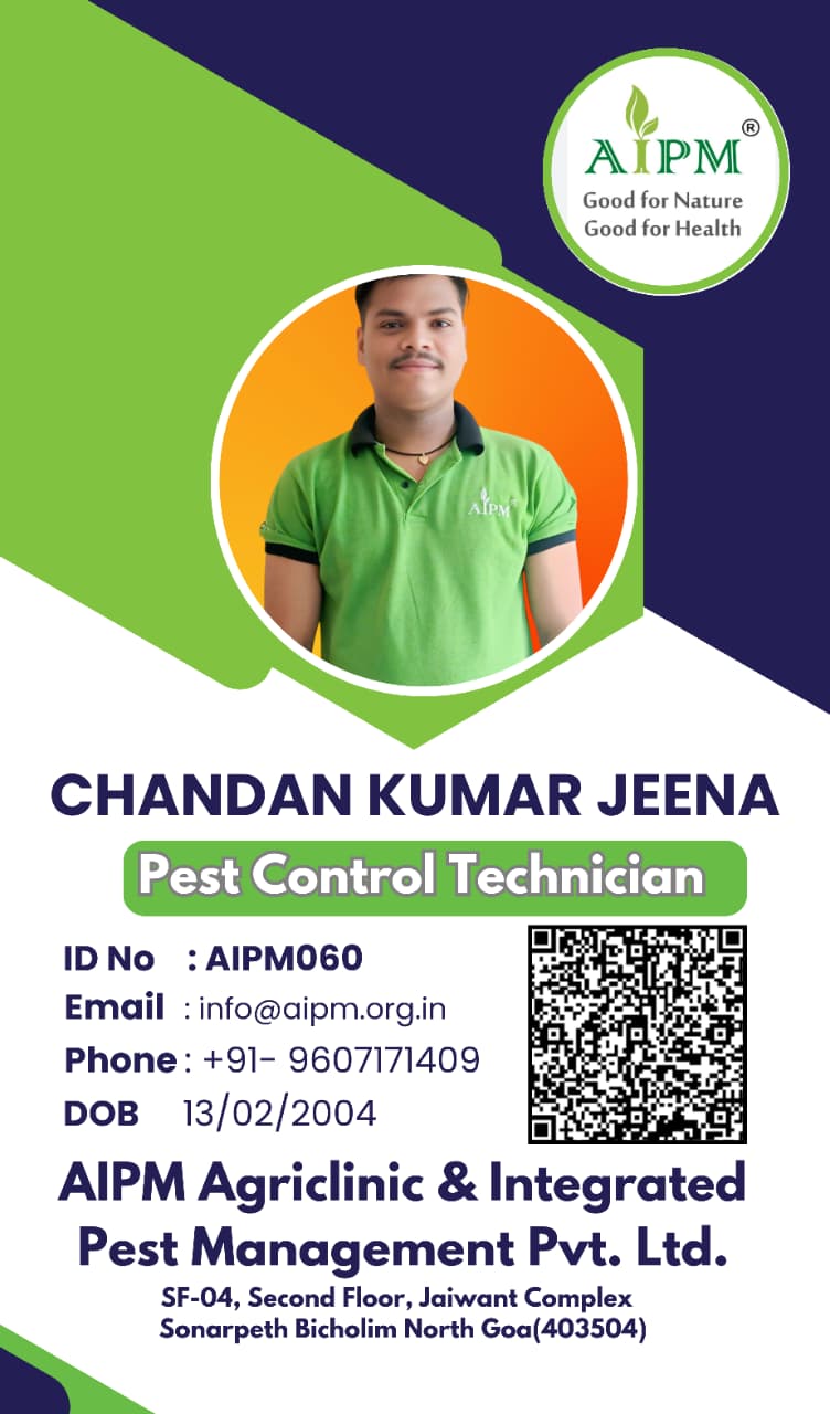 Pest Control Technician Image